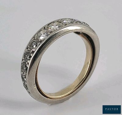 Bague jarretière en platine (950 millièmes) sertie de 13 dia…