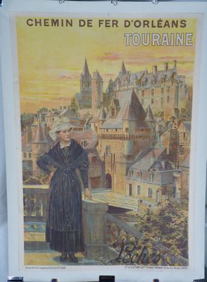 affiche représentant une femme en robe noire debout devant une ville