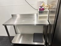 Table inox dosseret entretoise FRANKE