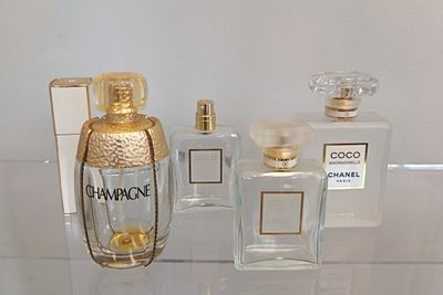CHANEL ET YSL. Lot de 3 flacons vides Coco Mademoiselle