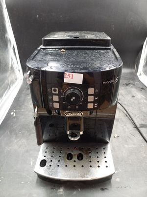 a coffee machine that is sitting on a table