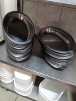 Lot d'environ 80 plats ovales de service creux et plats en i… (photo 2)