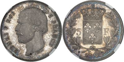 a close up of a coin with a crown on it