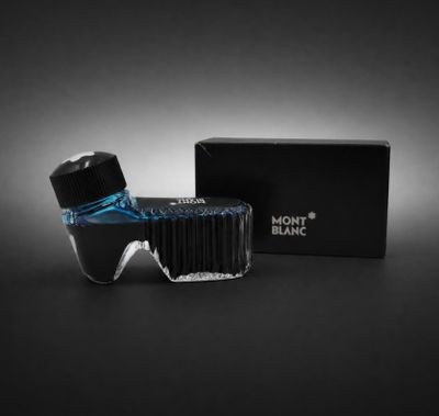 une bouteille de Montblanc noir noir noir noir noir noir noir noir noir noir noir noir noir noir noir noir noir noir noir noir noir noir noir noir noir noir