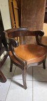 Un chevalet et un fauteuil de bureau en acajou assise en cui… (photo 2)
