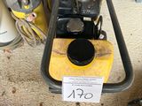 a picture of a machine that is sitting on the floor