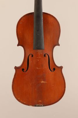 Violon XXème. Traces d'usage, fond décollé.