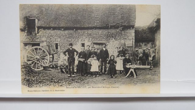 Bénévent-l’Abbaye : Métairie de Sauzet. TBE.