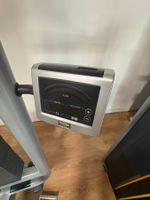 LAT machine (tirage vertical) TECHNOGYM (photo 2)