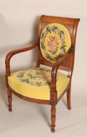 Suite de quatre fauteuils en bois fruitier mouluré et sculpt… (photo 4)