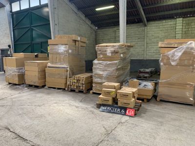 Mazda - Lot DE 17 Palettes DE Pieces Automobile Mazda - Mate…