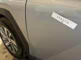 a sticker on the side of a car that says vapato