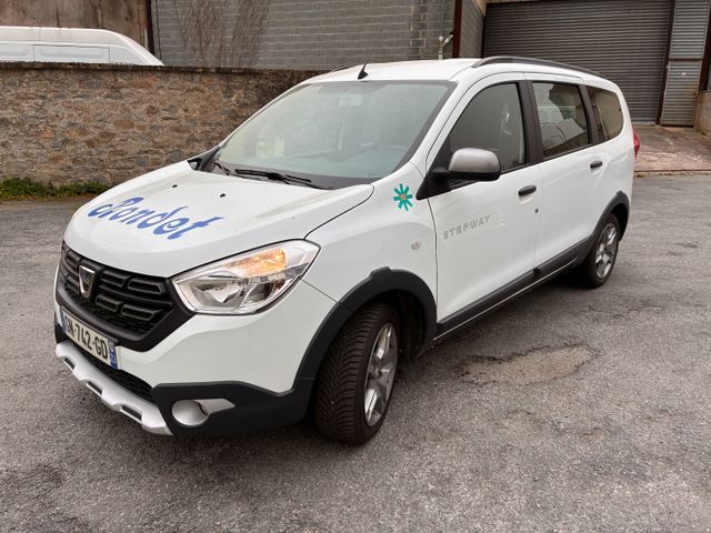 Véhicule DACIA LODGY Steeway immatriculé GN-742-GD, 1ère mise en ...