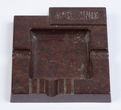 Apollonox. Cendrier en bakélite marron et noire.