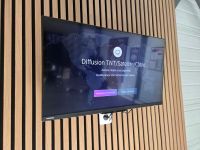 Téléviseur TOSHIBA 32 pouces, 80 cm avec support mural et té…