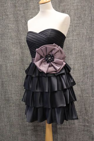 PIERRE CARDIN – Très jolie Robe bustier noire de Cocktail courte ...