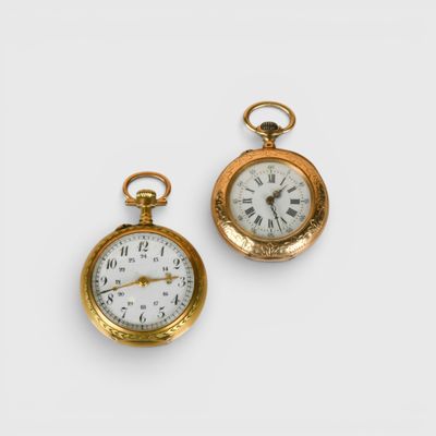deux montres de poche plaquées or, avec des chiffres romains et des chiffres romains