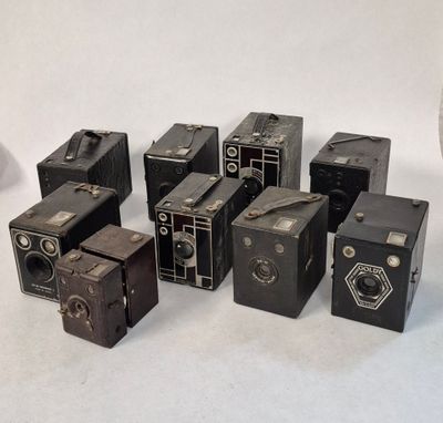 Lot de 9 appareils photo box dont 2 Brownie Beau, 1 brownie …