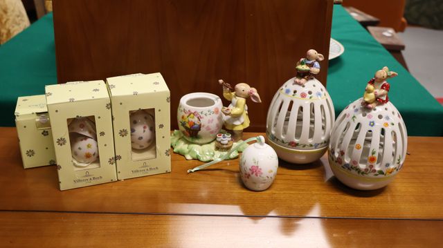 VILLEROY & BOCH – Petites figurines en porcelaine sur le thème de...