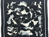 une image représentant un banda en noir et blanc orné d'une illustration d'animaux