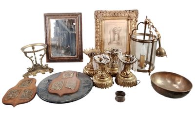 a lot of items that are sitting on a table