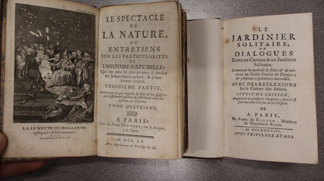 Deux livres XVIIIème « le jardinier solitaire » et « le spectacle...