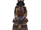 statue d'un samouraï en armure complète, coiffé d'un casque