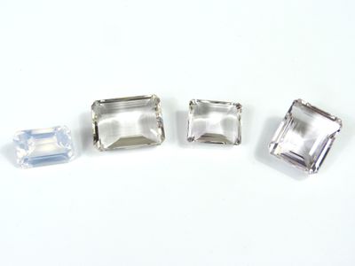 4 quartz roses taille émeraude
