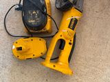 two tools that are sitting on the floor