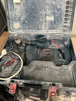 a tool in a case that is sitting on a table