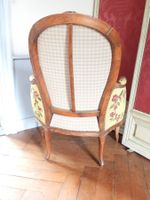 BERGERE en hêtre mouluré et sculpté à dossier cintré, les su… (photo 5)