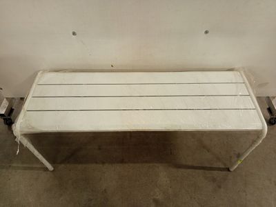 Lot de 5 bancs en métal