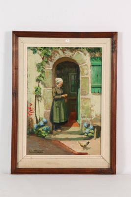un vieux tableau représentant une femme debout devant une porte