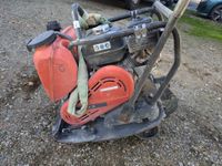 Plaque vibrante type LF 75 (photo 4)