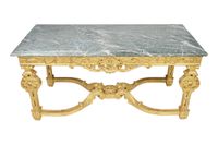 Table de milieu de style Régence en bois mouluré, sculpté et… (photo 2)