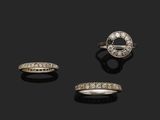 trois bagues en diamant et une bague en diamant