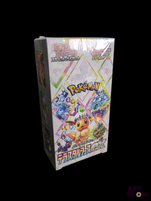 La boîte du jeu de cartes à collectionner Pokémon comporte l'image d'un personnage Pokémon.