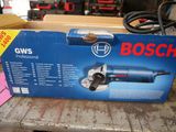 a box of bosch tools sitting on a table