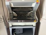 une machine qui se trouve dans le coin d'une pièce