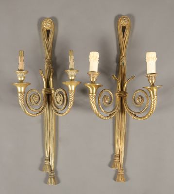 paire d'appliques murales anciennes en laiton
