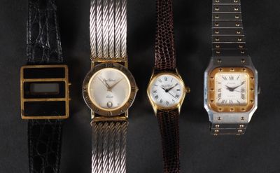 trois montres sont alignées les unes à côté des autres sur une surface noire