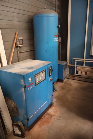 Compresseur à vis CREYSSENSAC ROLLAIR 1000 de 2001 avec cuve de 5...