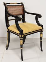 Suite comprenant cinq fauteuils et quatre chaises en bois la… (photo 4)