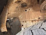 un gros plan d'un pneu de véhicule