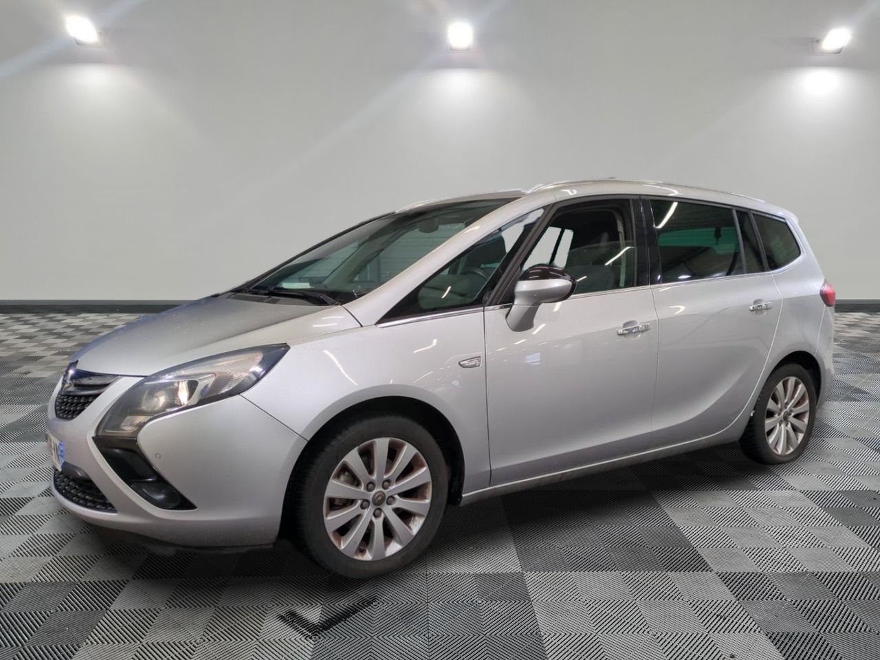 OPEL - ZAFIRA TOURER 2.0 CDTI 130 CH COSMO - GO - Mise en se…