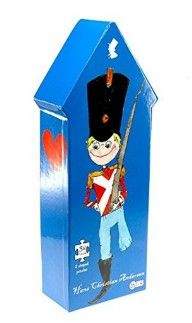 emballage d'une figurine de soldat dans une boîte bleue