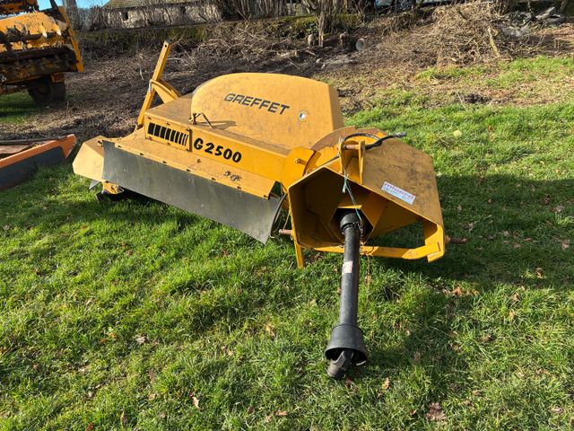 Cureuse de fossés GREFFET G 2500 de 2018