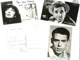 trois photos en noir et blanc d'un homme avec une cigarette et d'une femme avec un chapeau