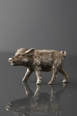 Sujet en argent 925 millièmes épousant la forme d'un marcass…