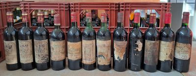 BORDEAUX - Ensemble de 12 bouteilles composé de : - Photo 1